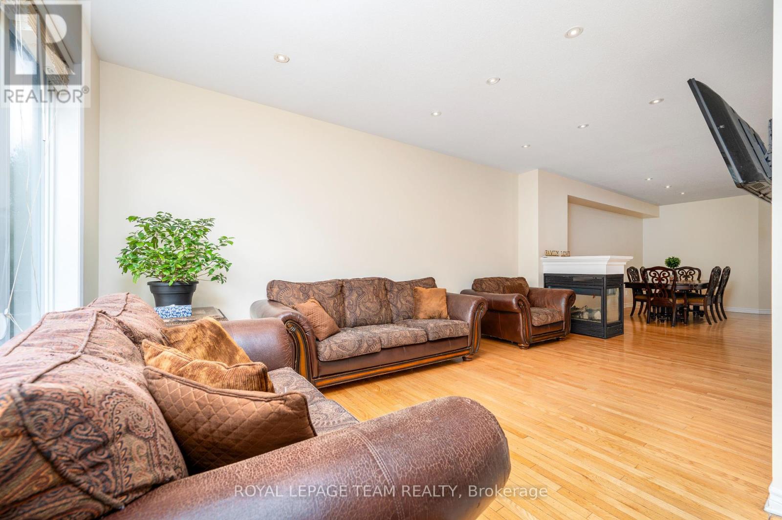 357 Widgeon Way