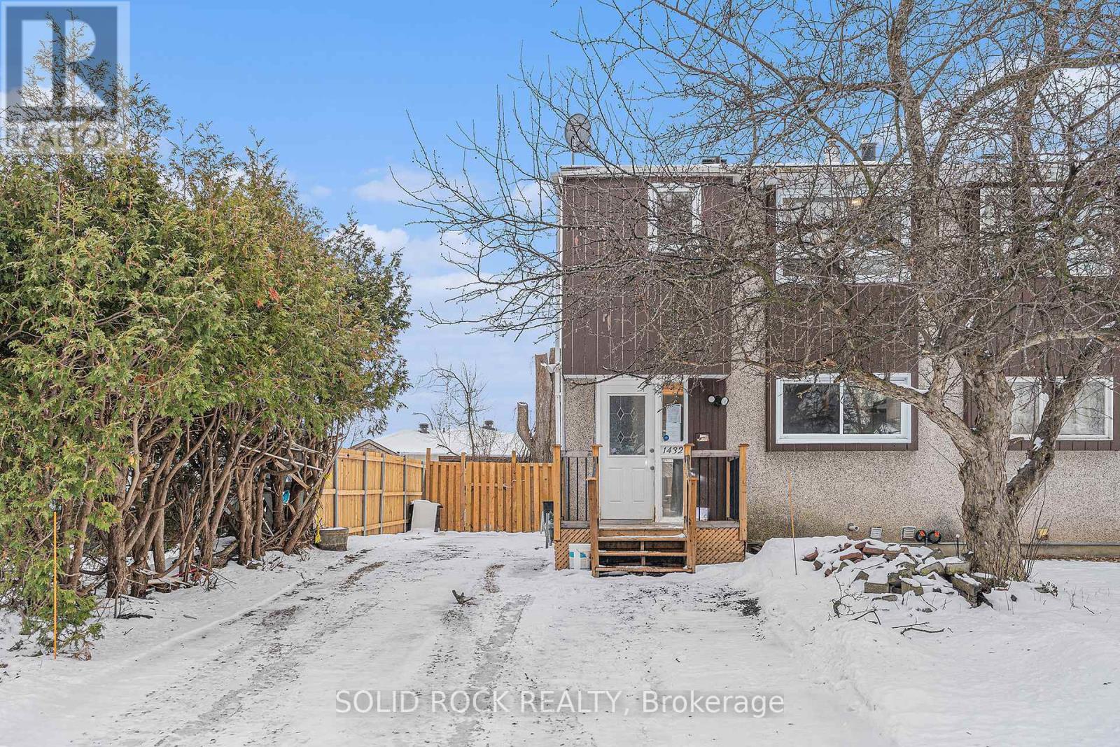 1432 Leigh Crescent