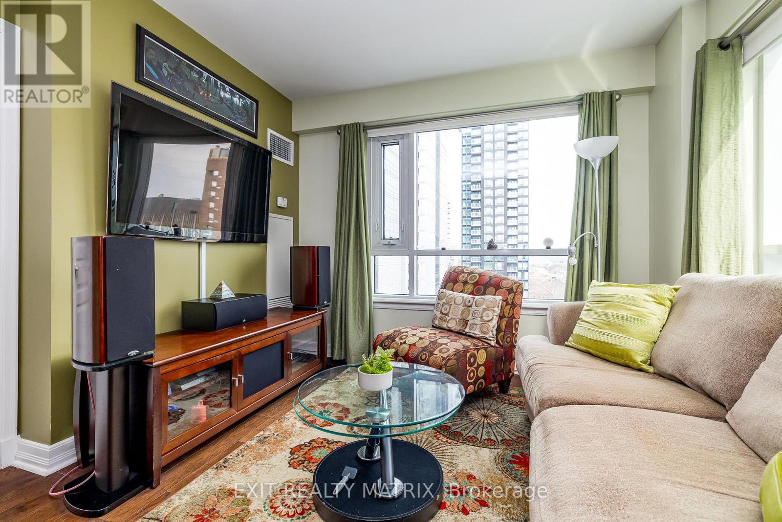 1111 - 200 Besserer Street