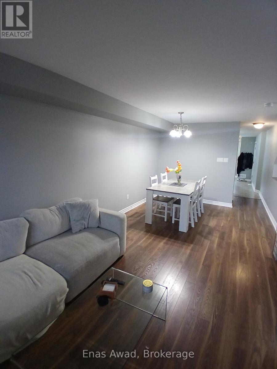 3 - 2224 Marble Crescent