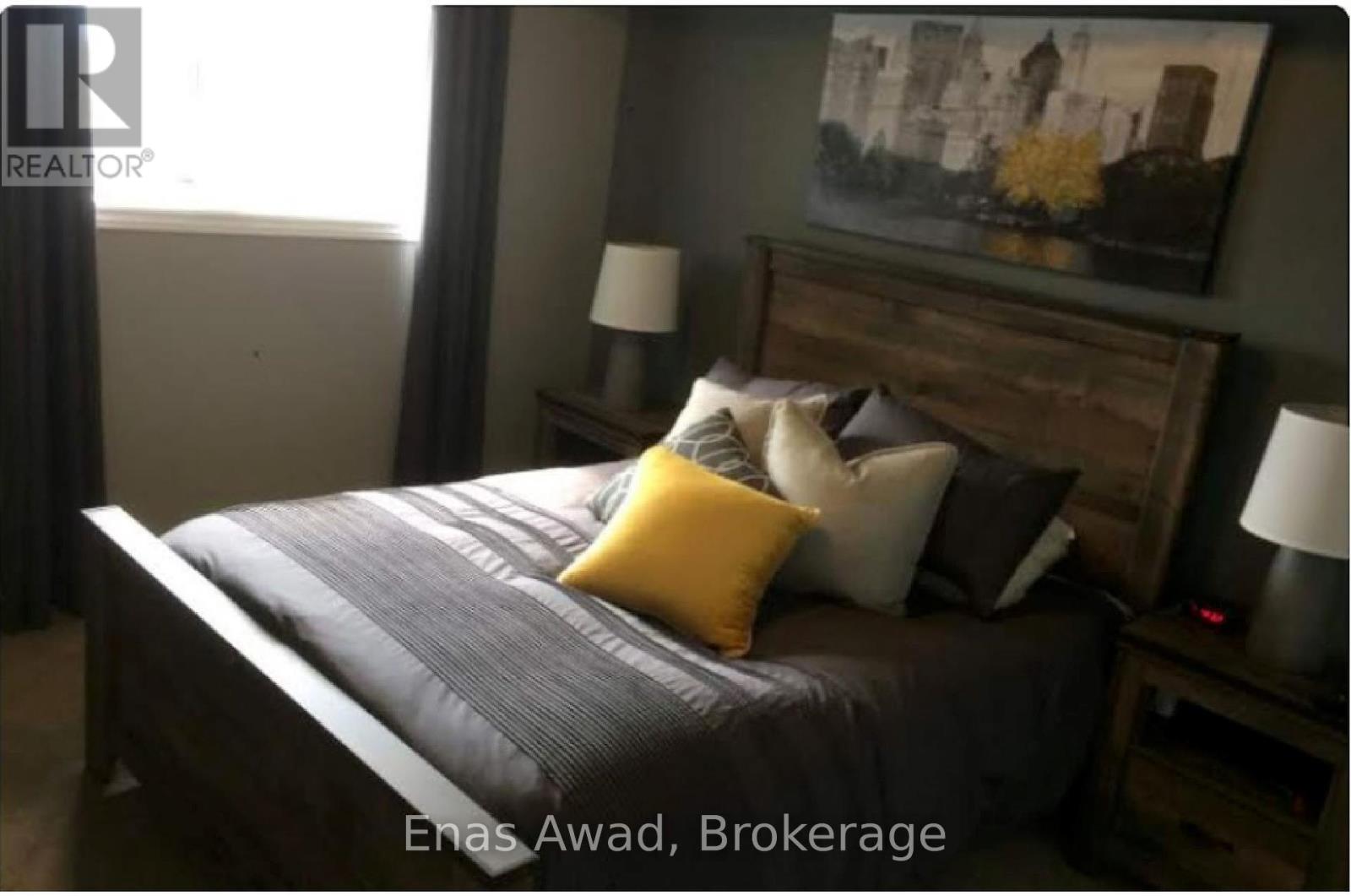 3 - 2224 Marble Crescent