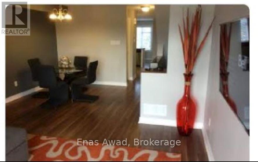 3 - 2224 Marble Crescent