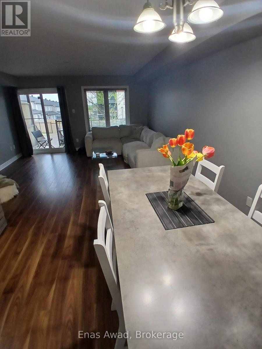 3 - 2224 Marble Crescent