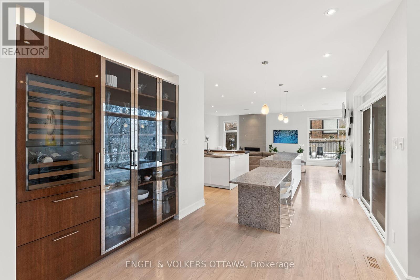 15 Camwood Crescent