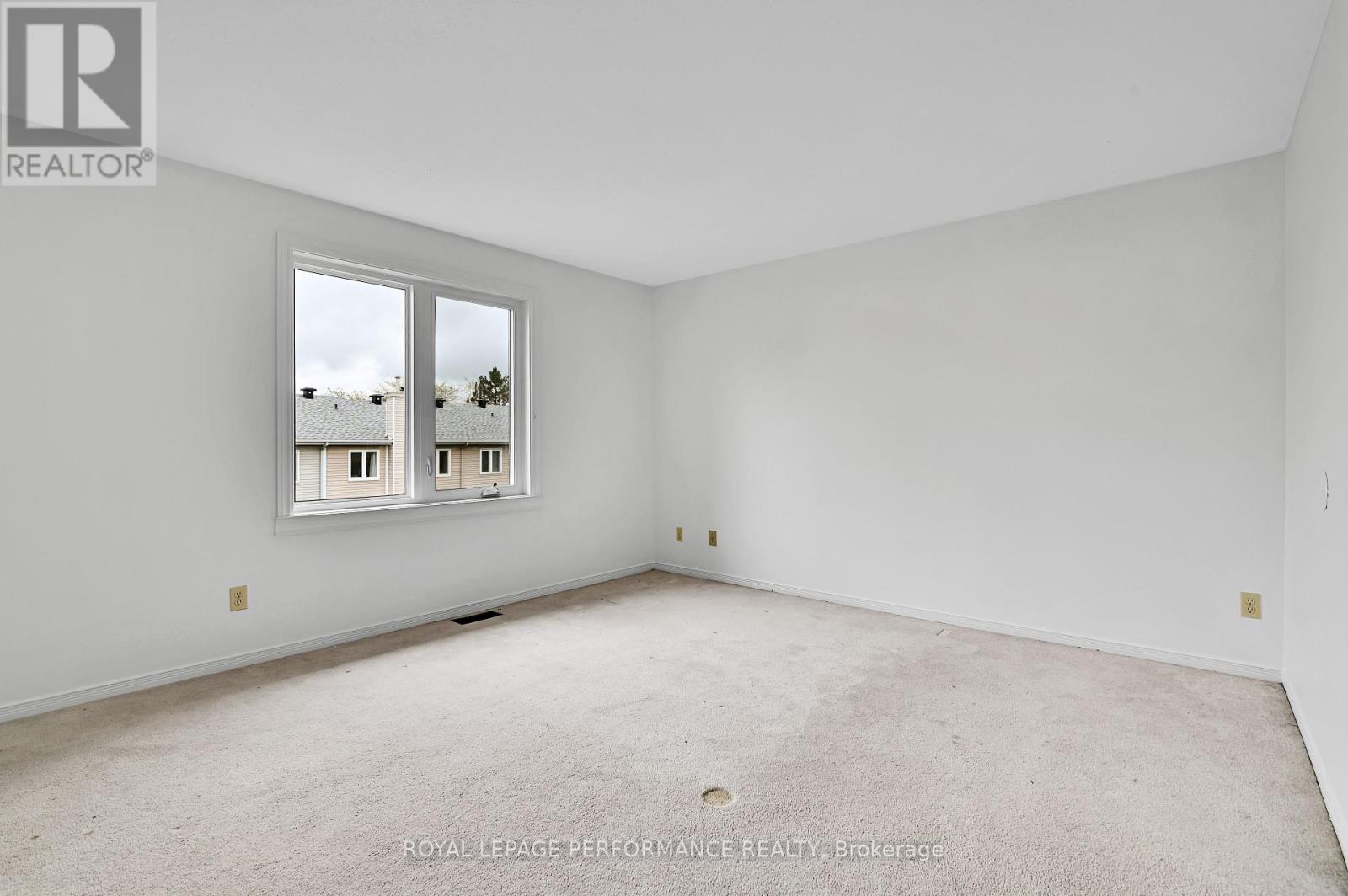 17 - 1838 Summerfields Crescent