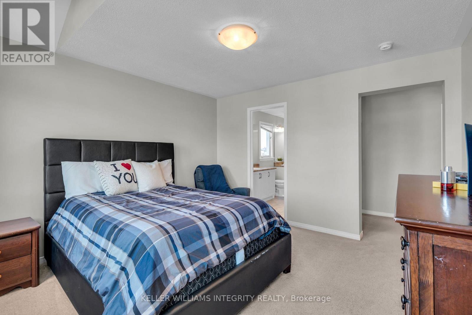 367 Andalusian Crescent