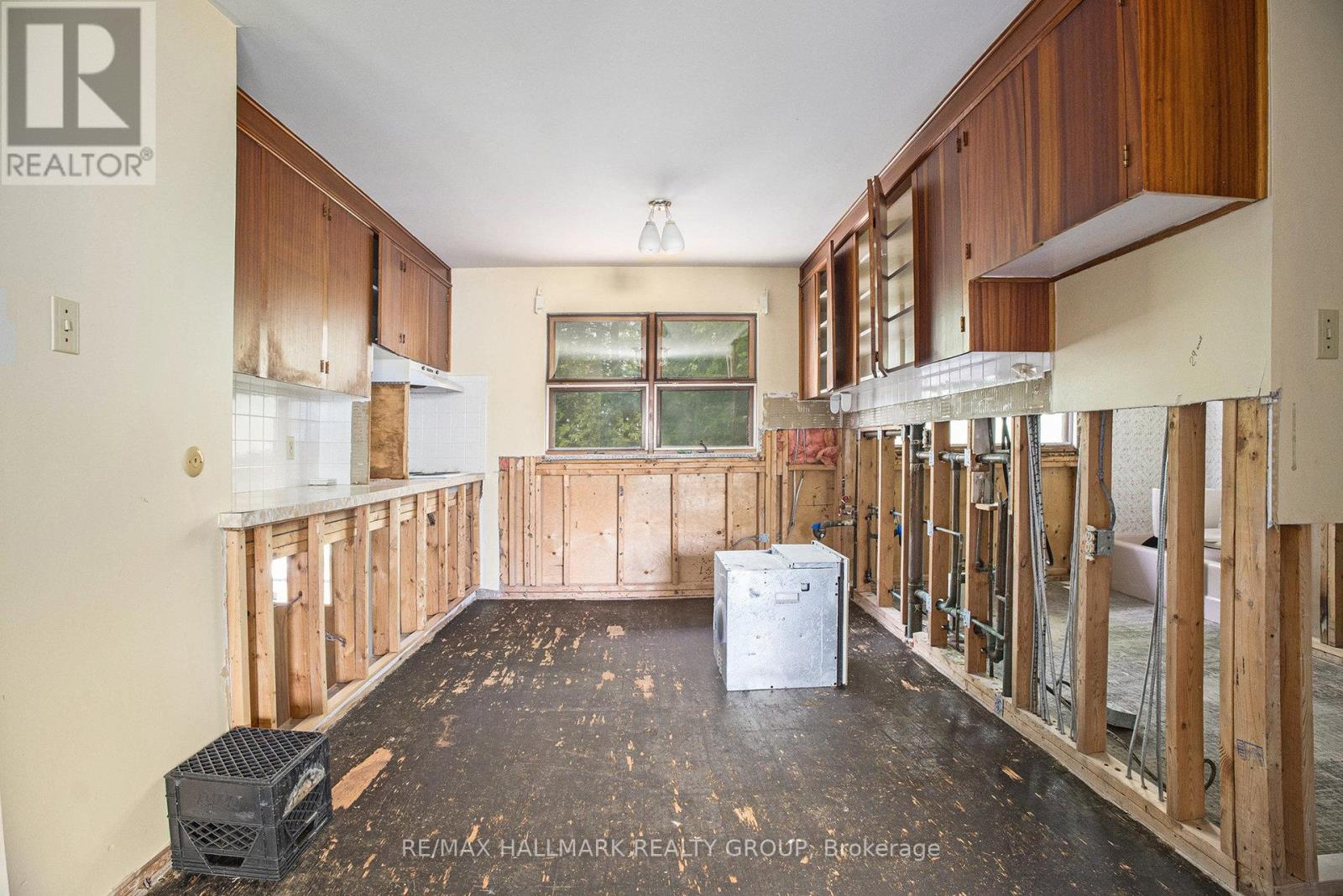 1128 Cummings Avenue