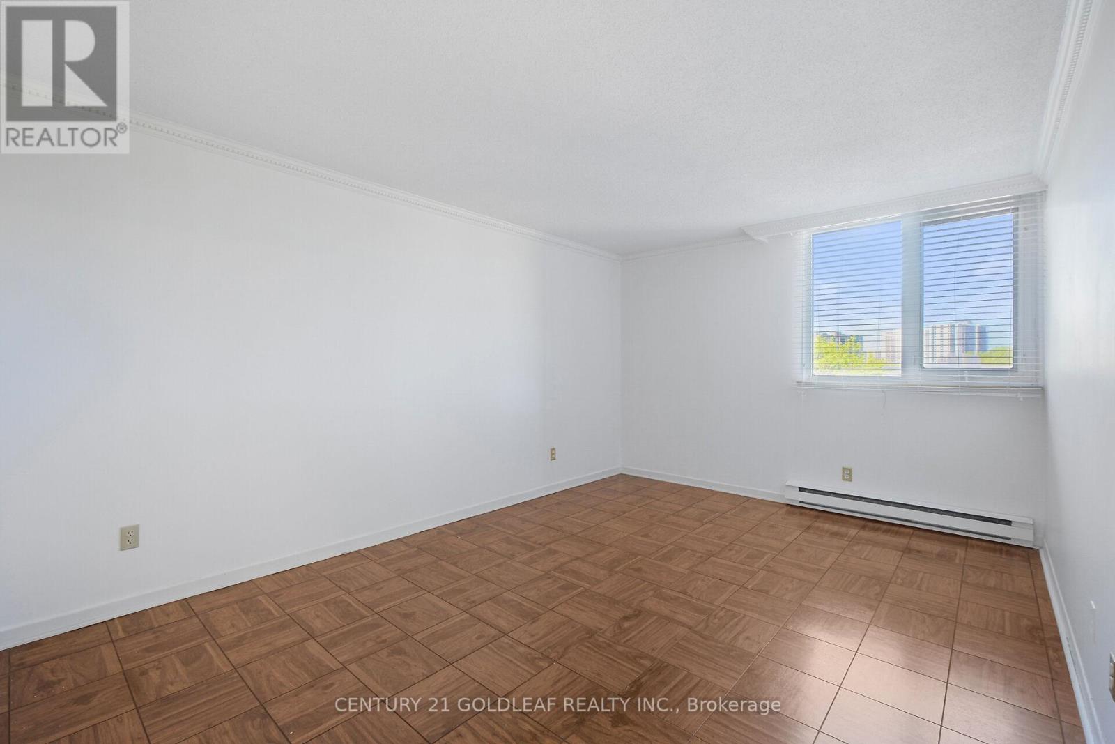 501 - 1500 Riverside Drive N