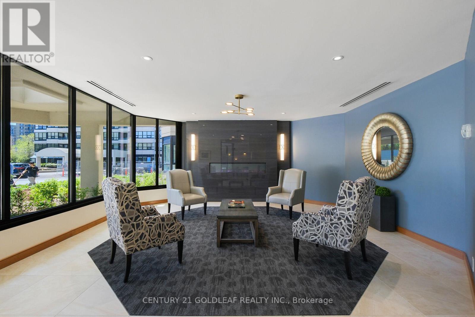 501 - 1500 Riverside Drive N