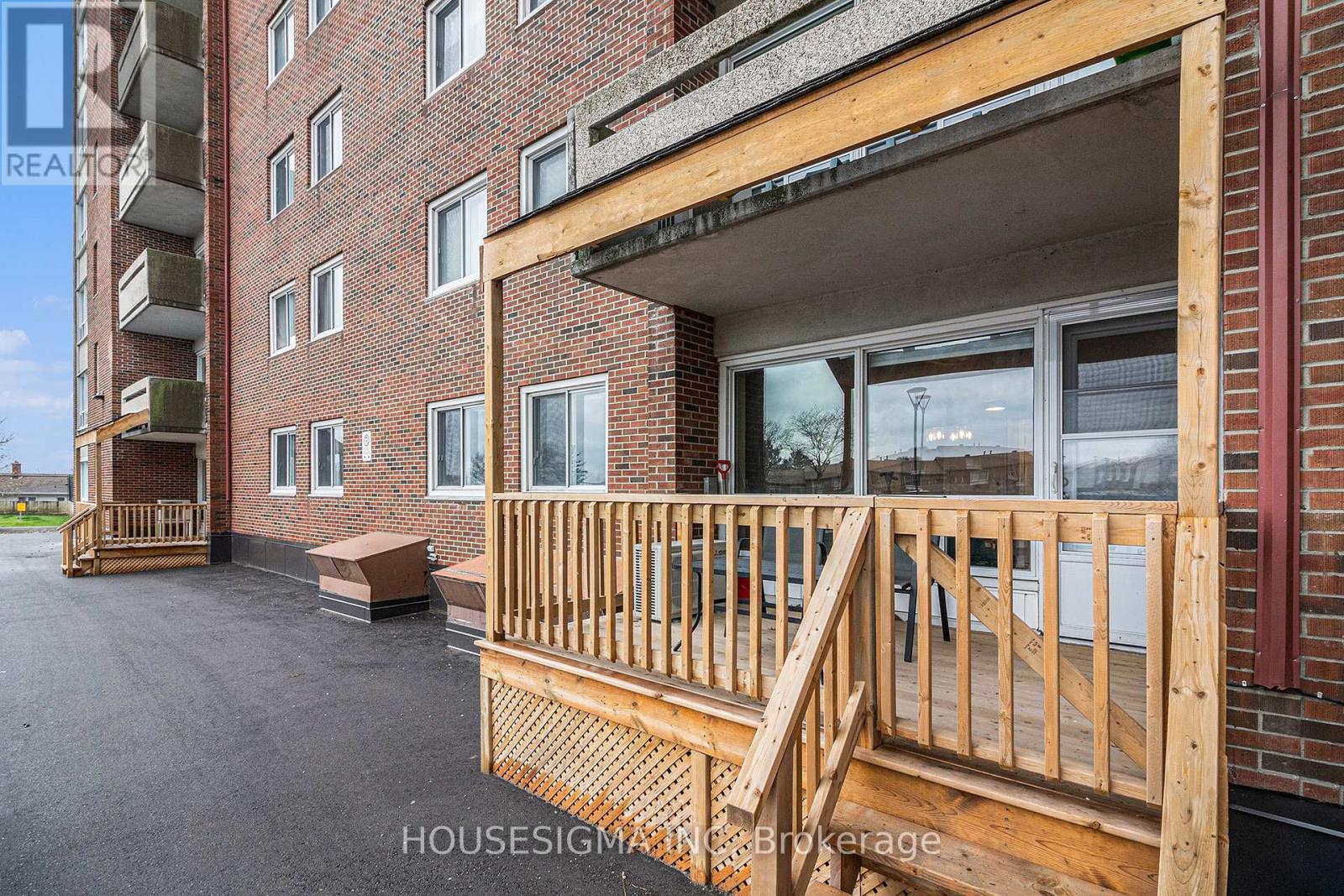 113 - 915 Elmsmere Road