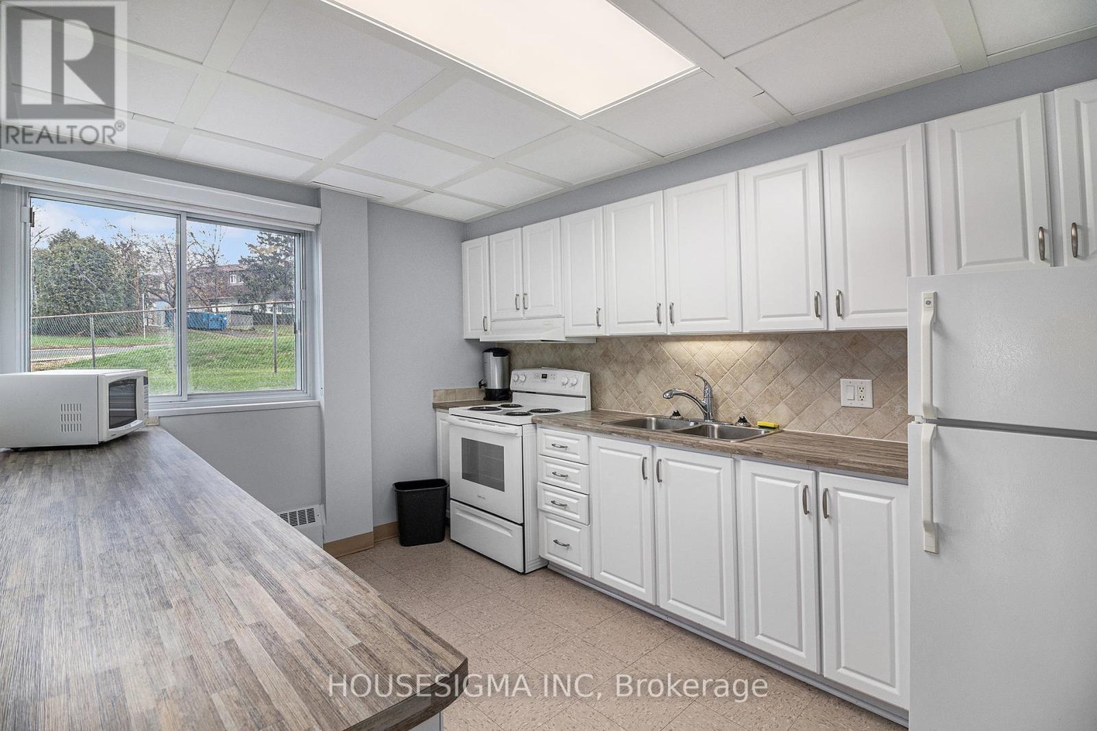 113 - 915 Elmsmere Road