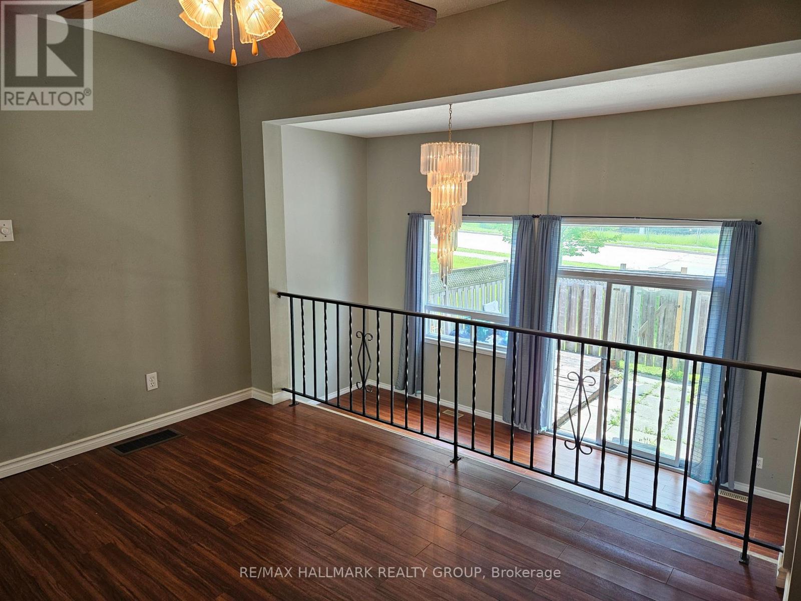 6 - 2669 Southvale Crescent
