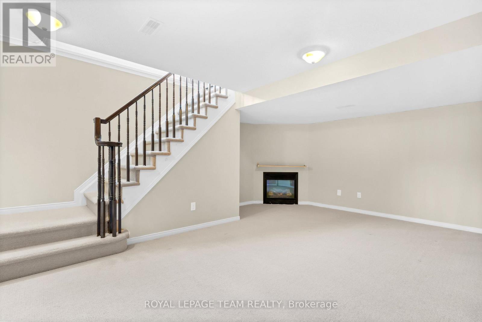 910 Caldermill Private W