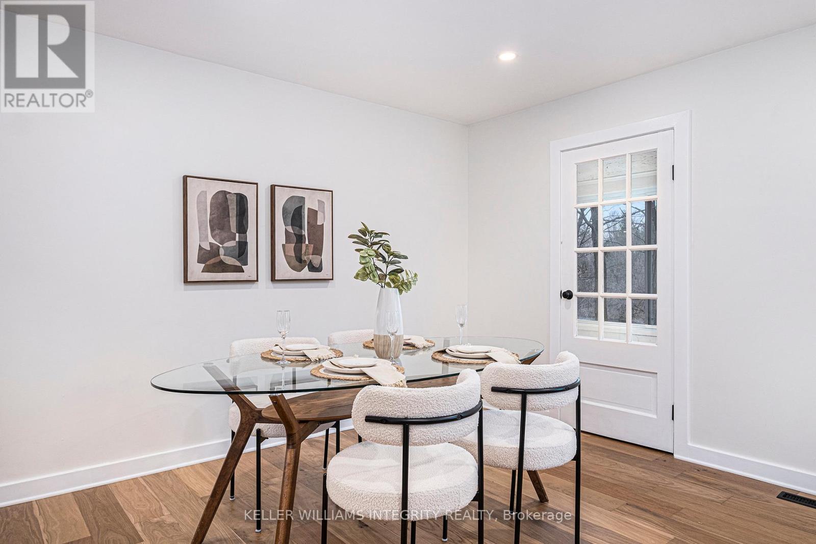 17 Lockview Road