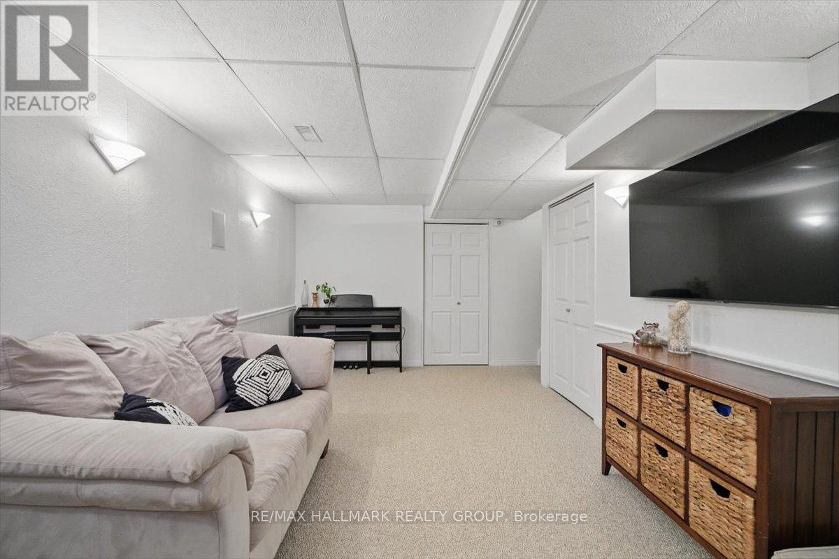 2083 Sacramento Drive