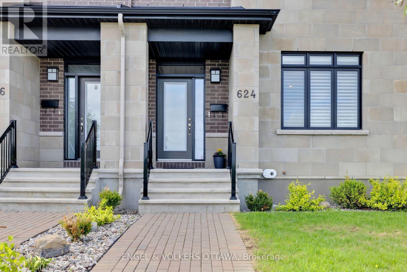 624 Mikinak Road