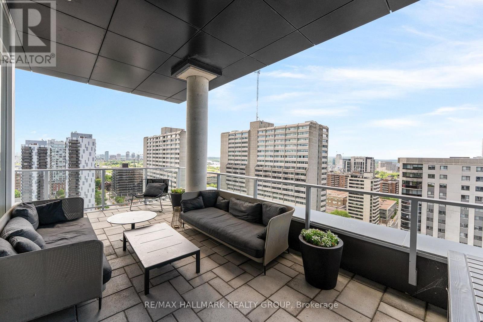 217 - 255 Bay Street