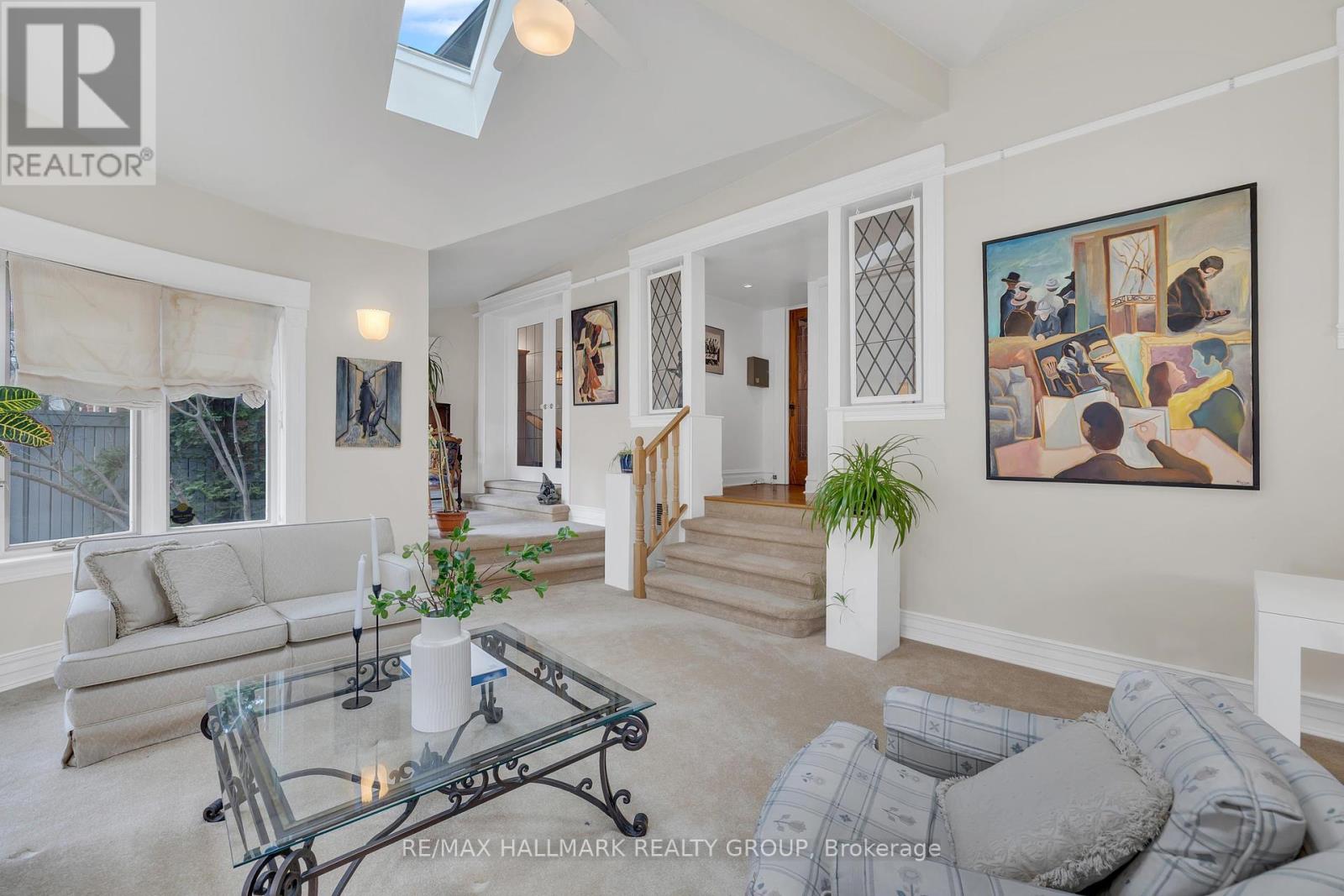 396 Huron Avenue S