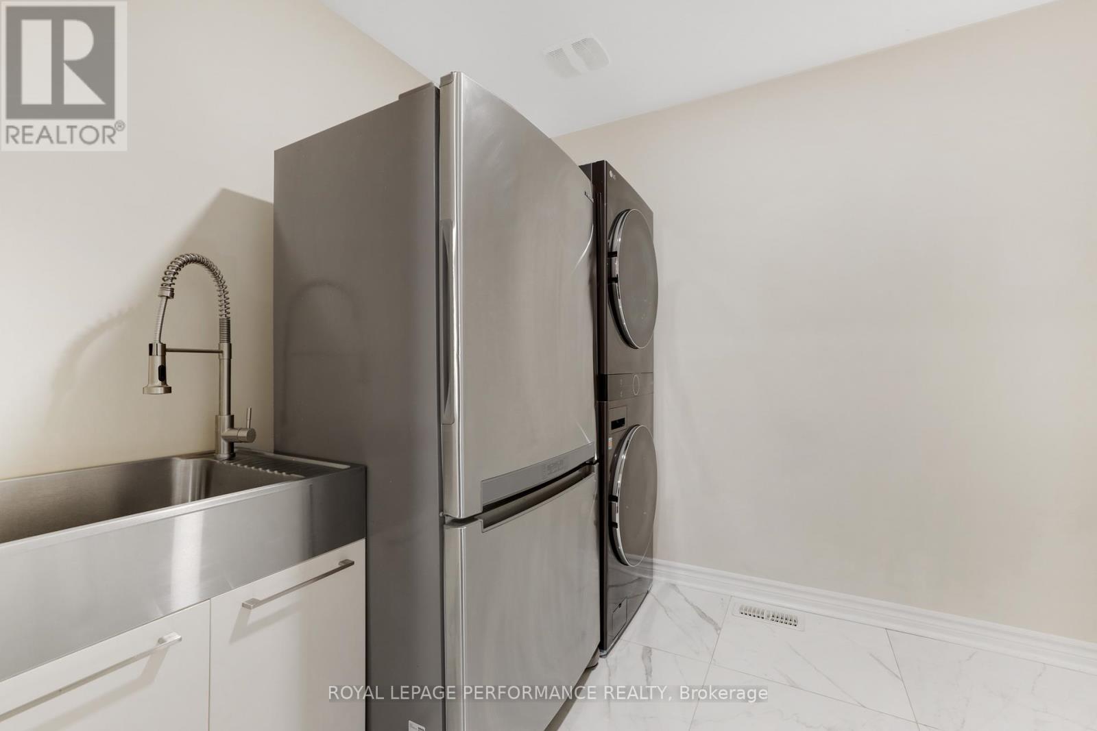 2782 Grand Vista Circle