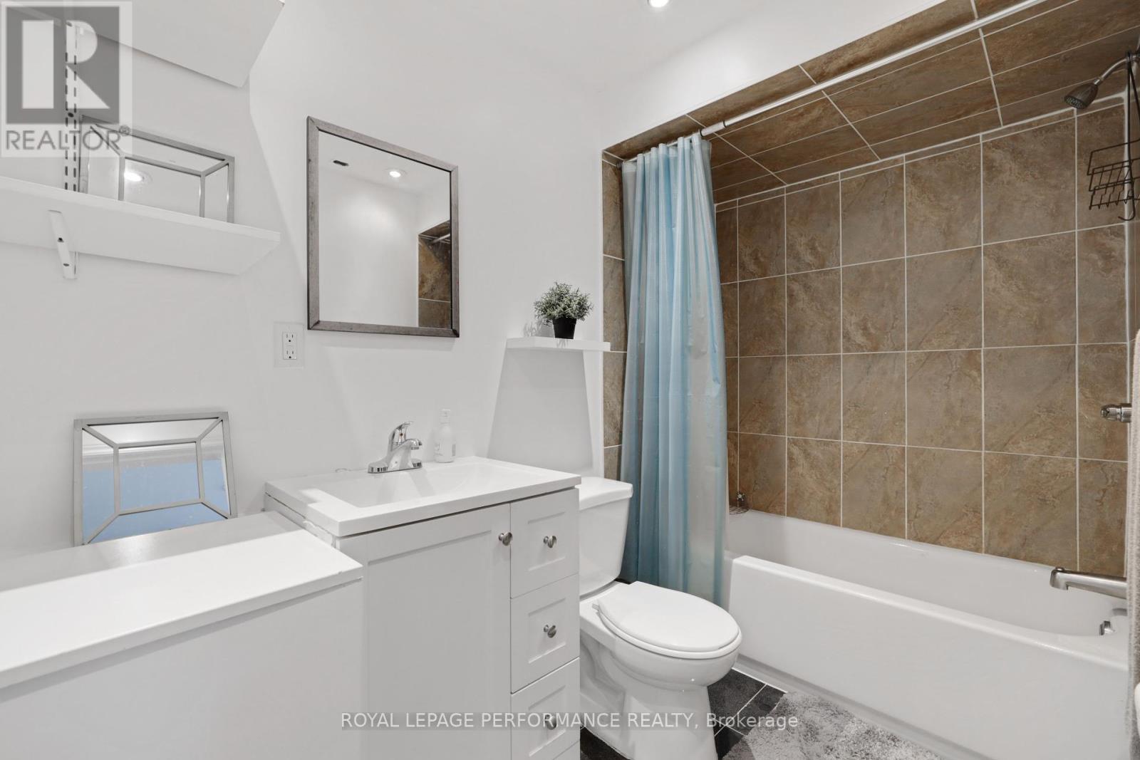 2782 Grand Vista Circle