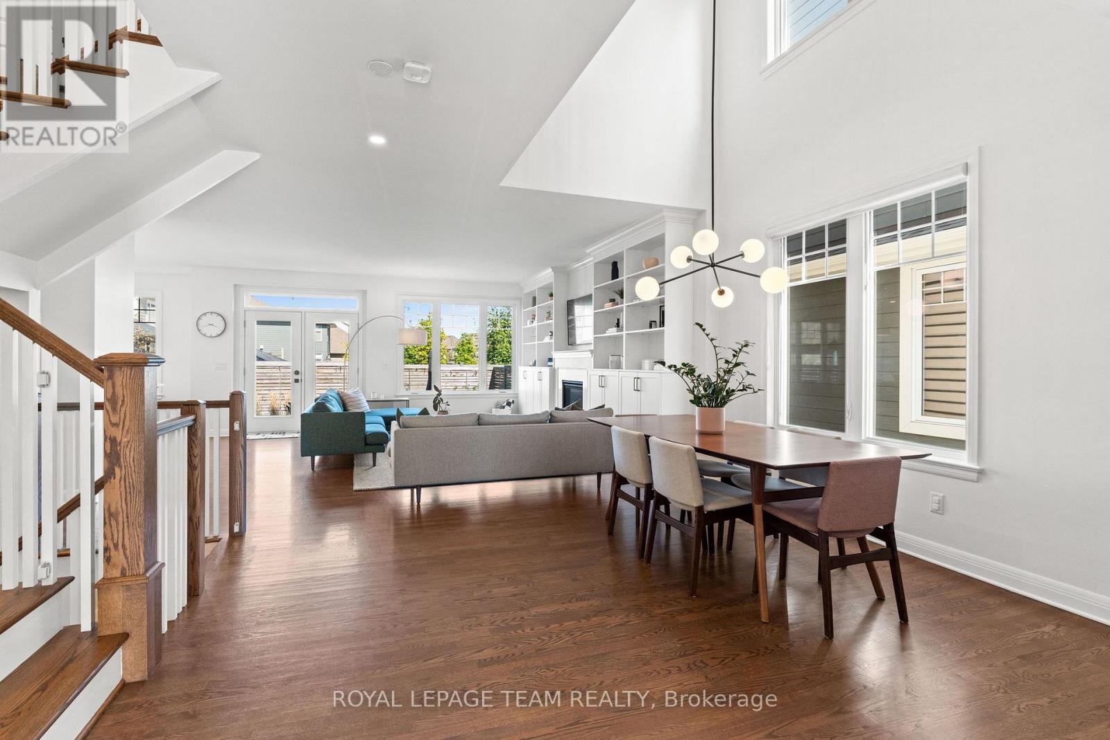 108 Lochhouse Walk