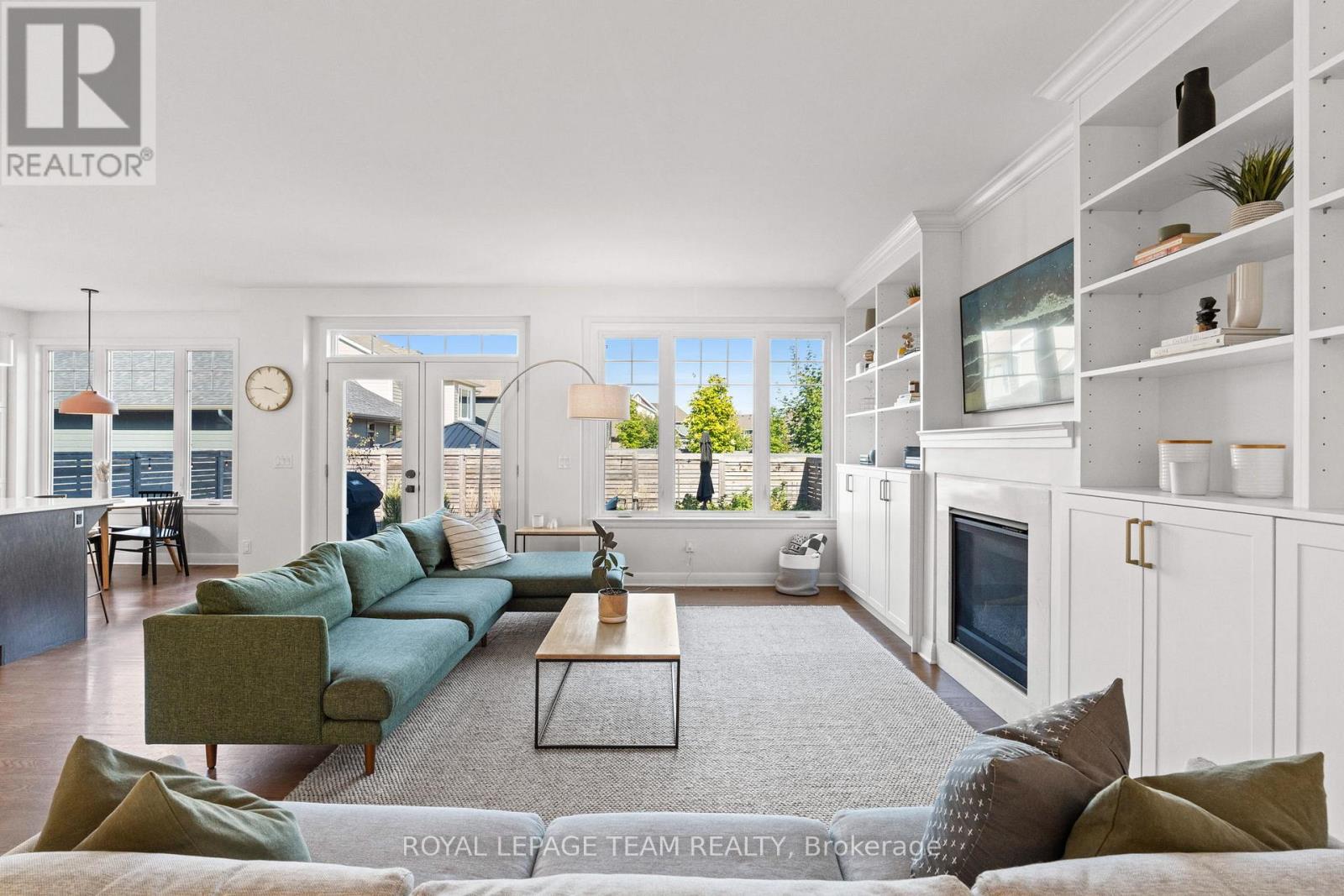 108 Lochhouse Walk