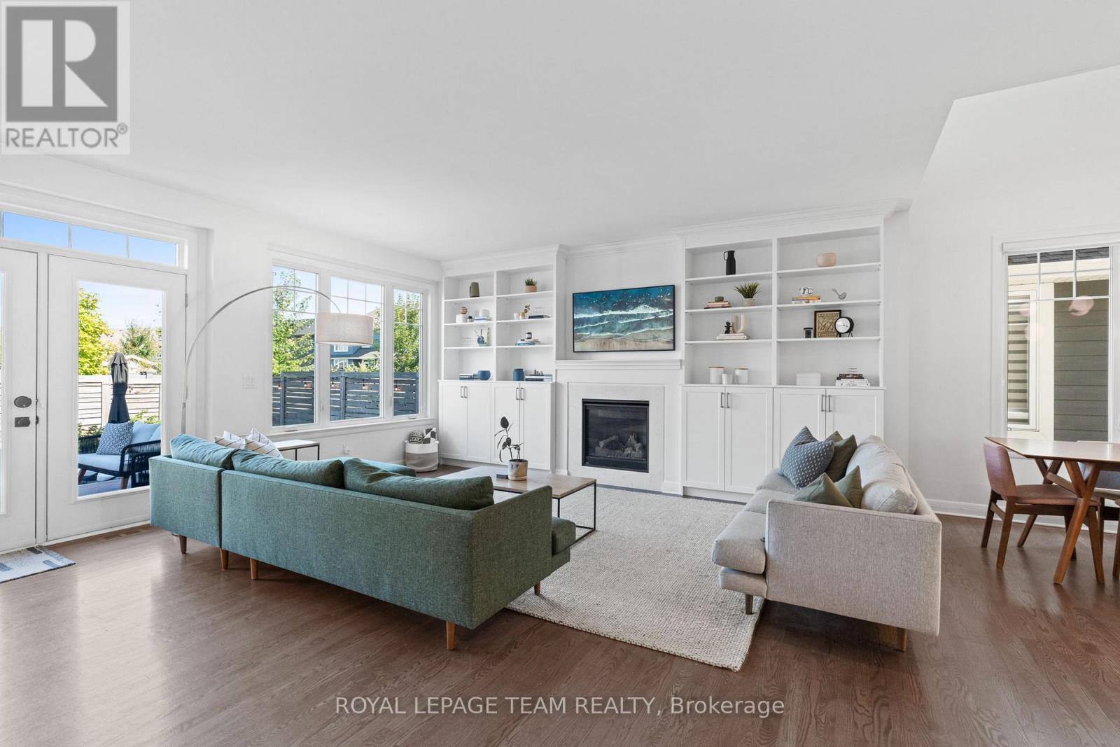 108 Lochhouse Walk