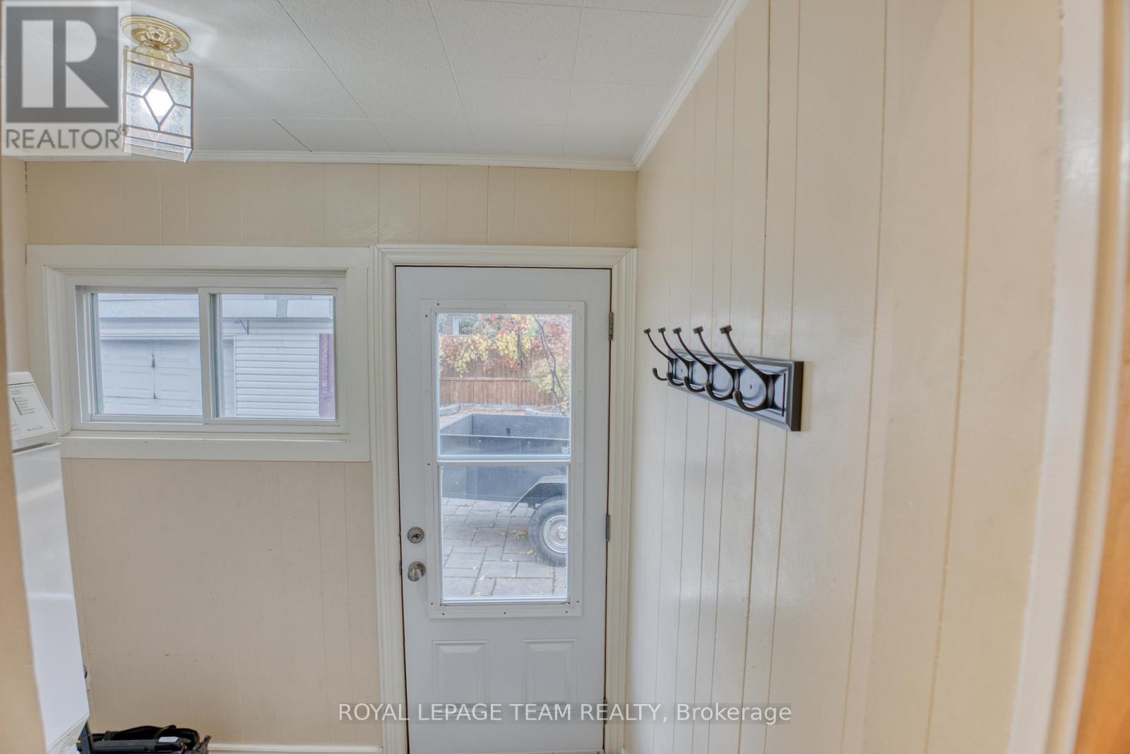 87 Guigues Avenue
