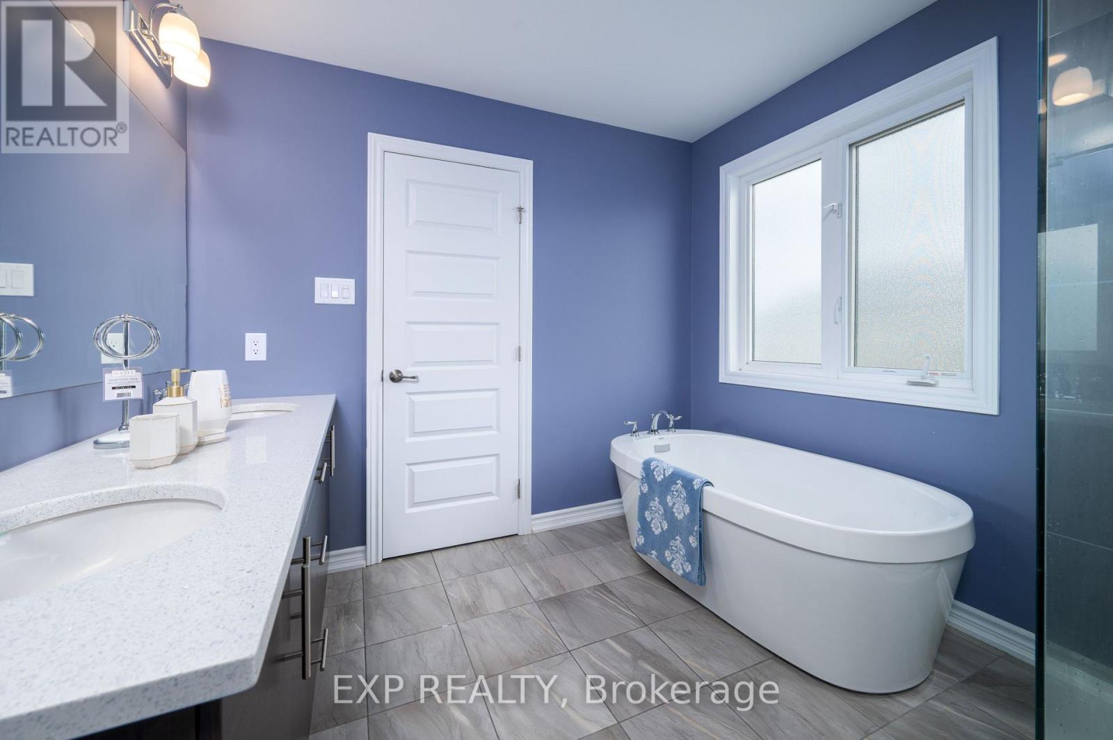 125 Sweetvalley Drive