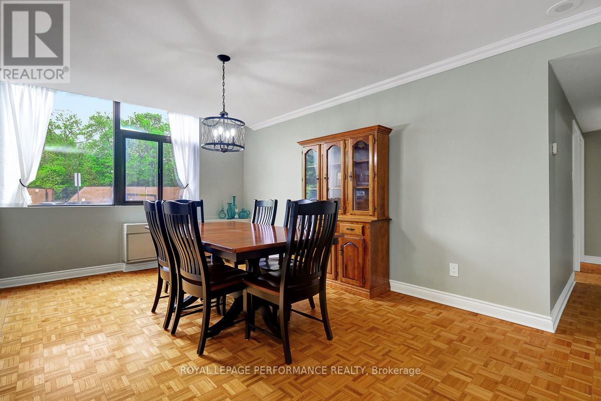 302 - 2871 Richmond Road