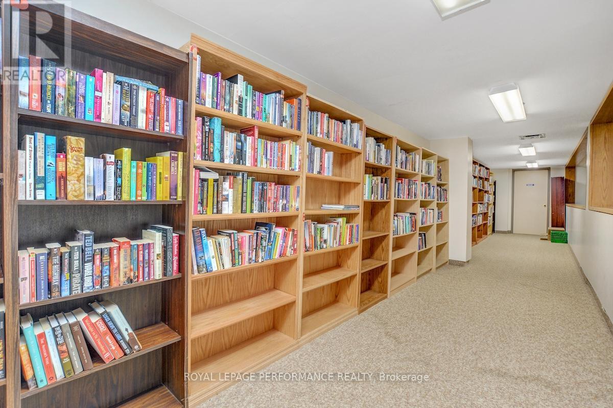 302 - 2871 Richmond Road