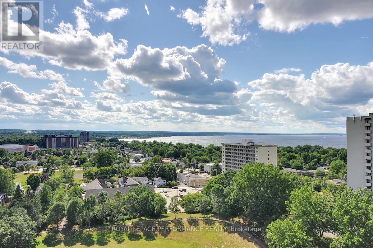 302 - 2871 Richmond Road