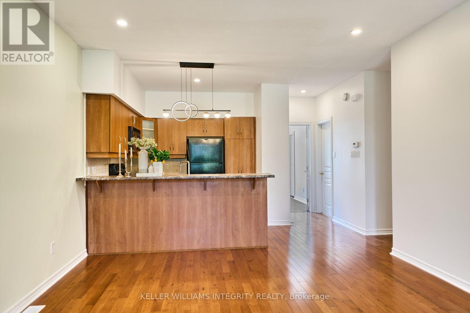 #3 - 1697 Campeau Drive