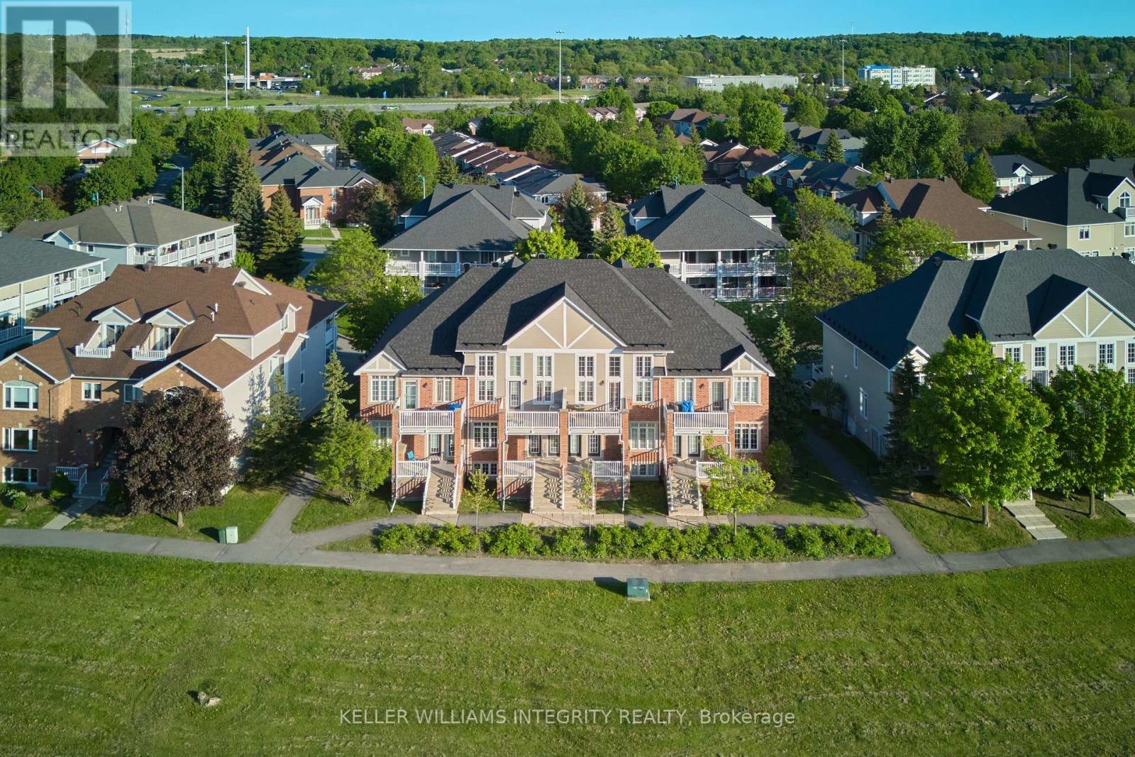 #3 - 1697 Campeau Drive