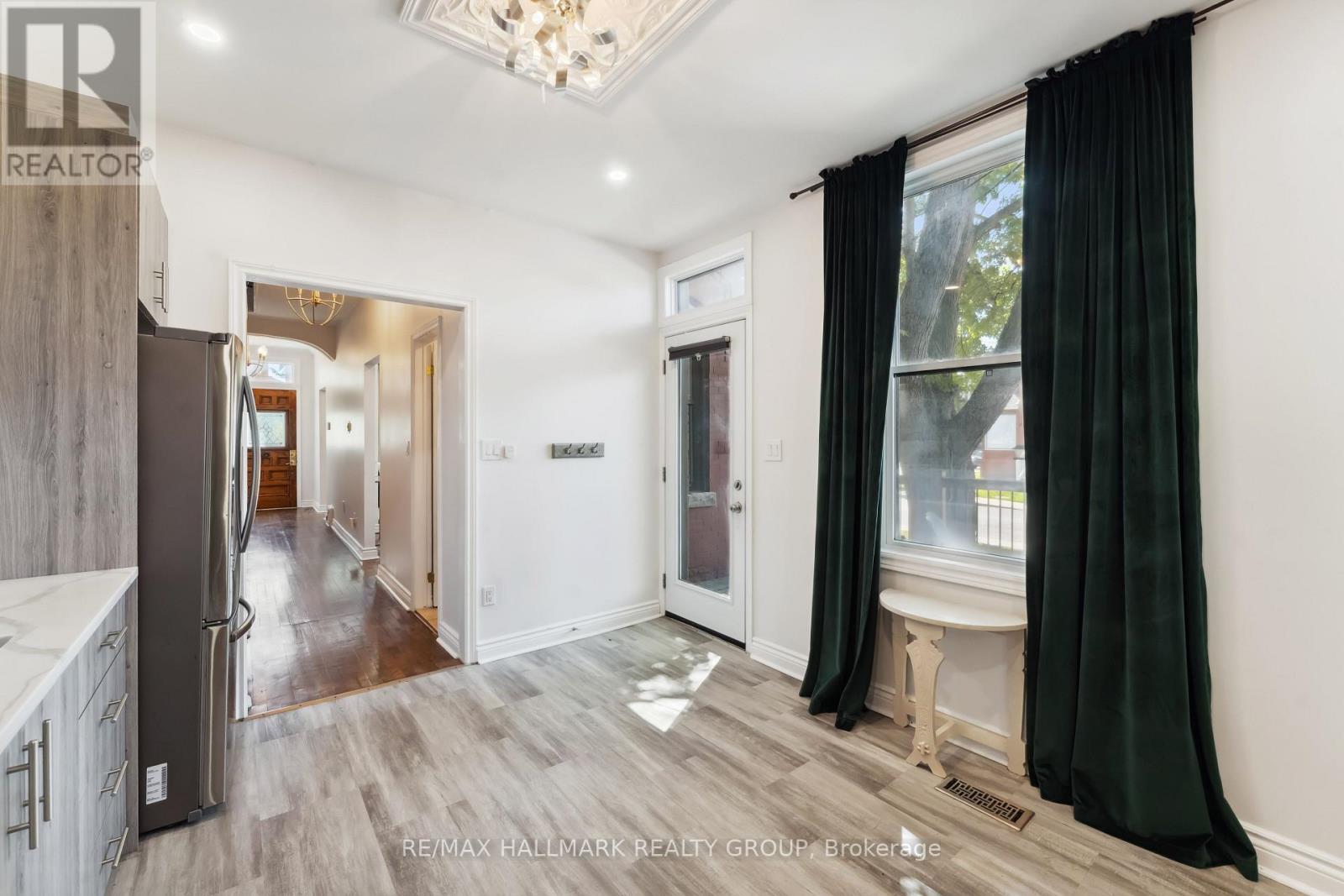 322 Booth Street