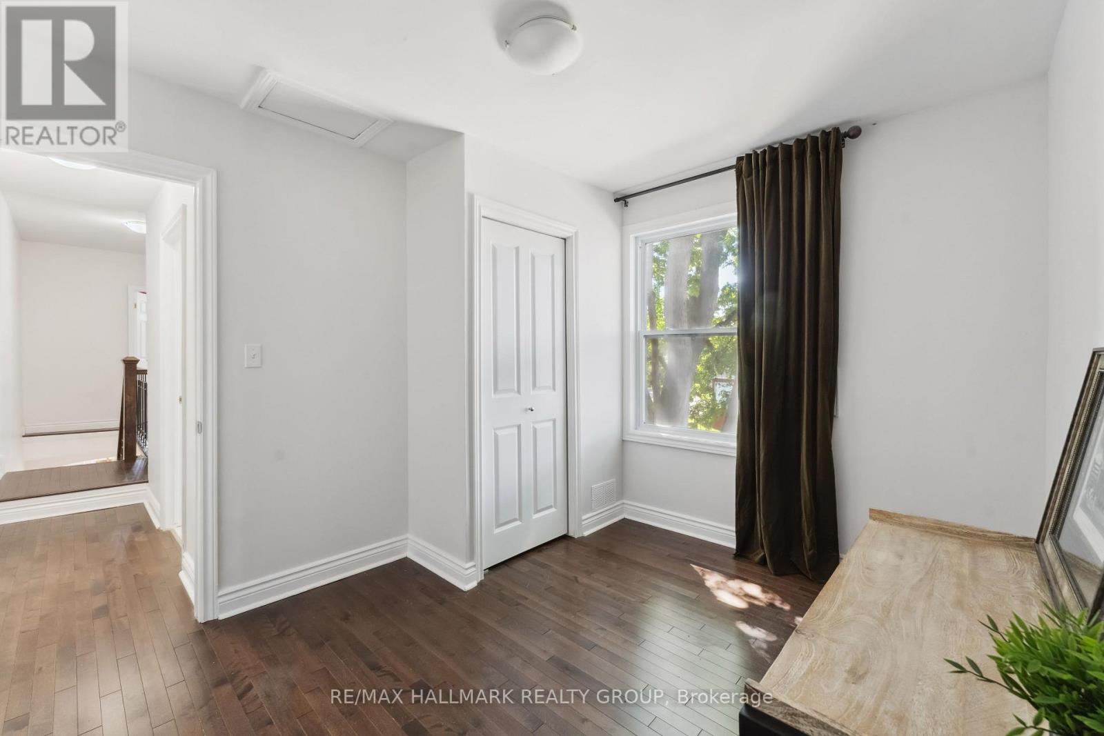 322 Booth Street