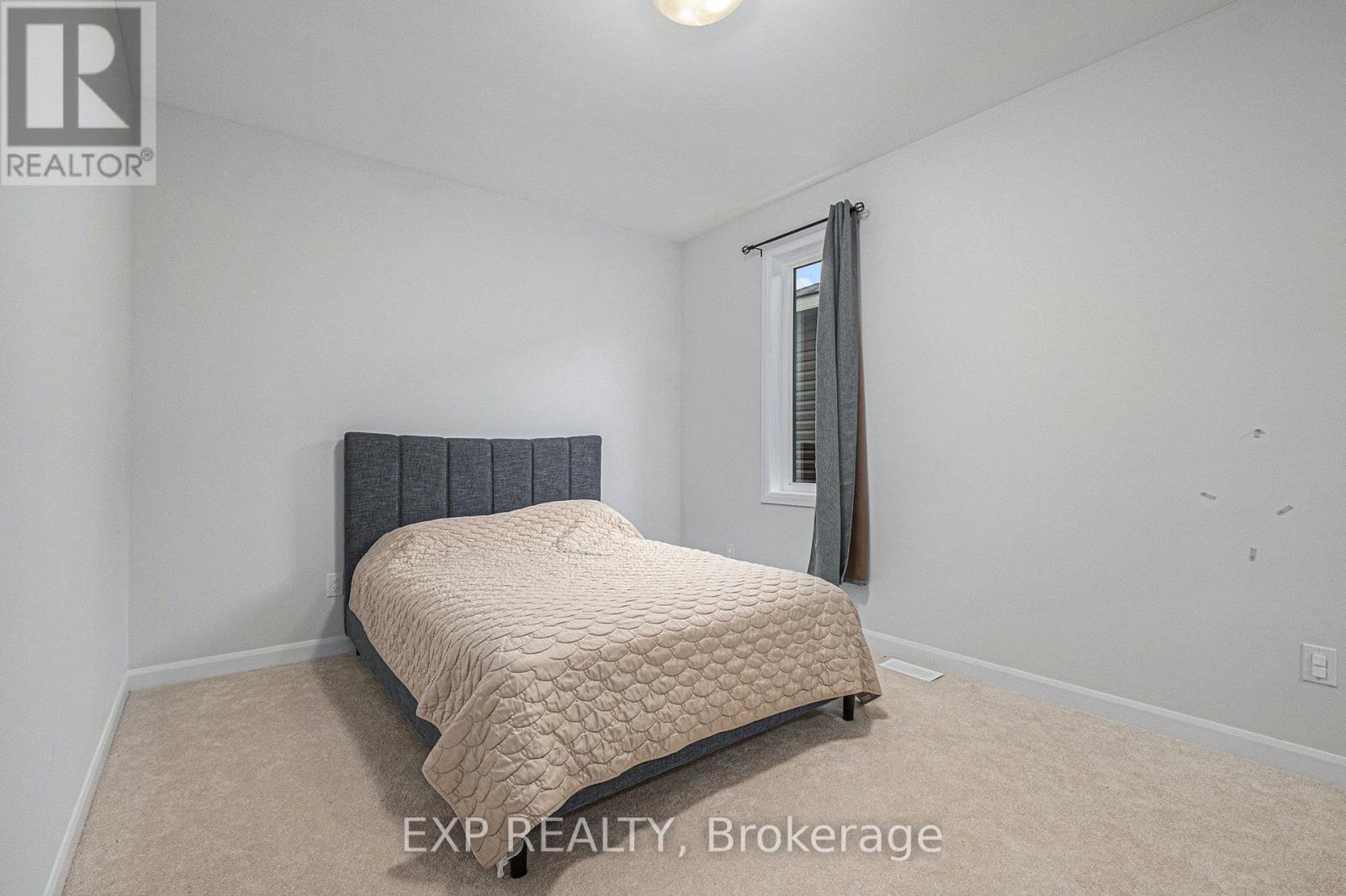 528 Anchor Circle