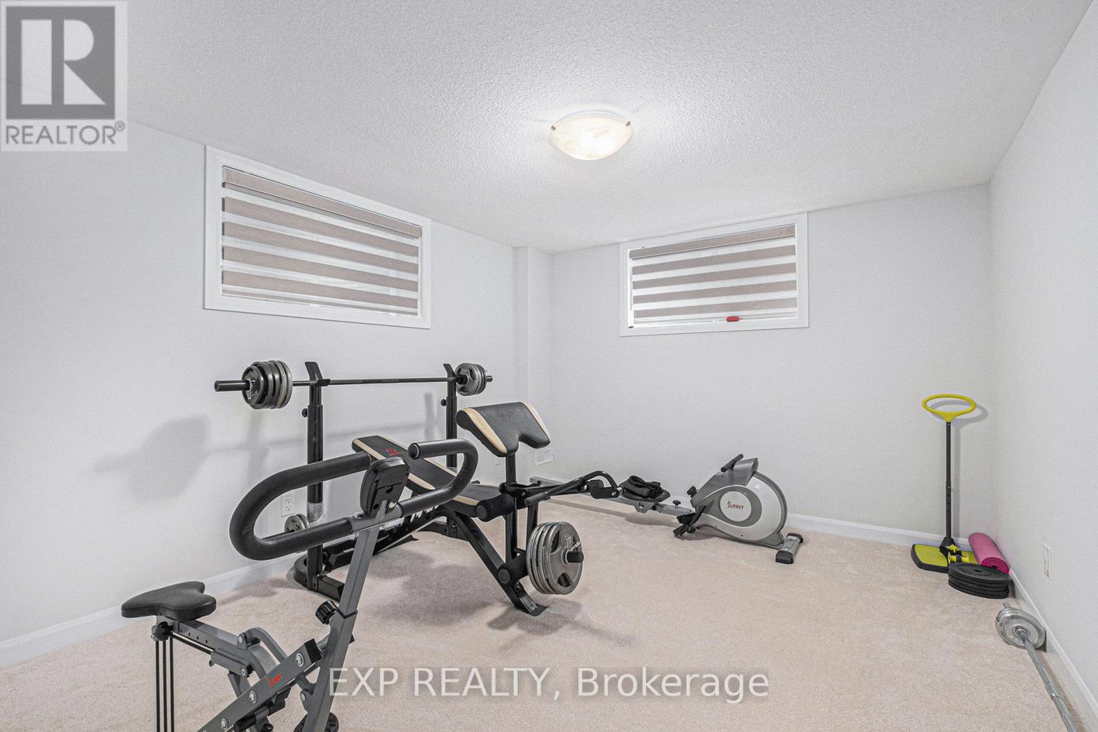 528 Anchor Circle