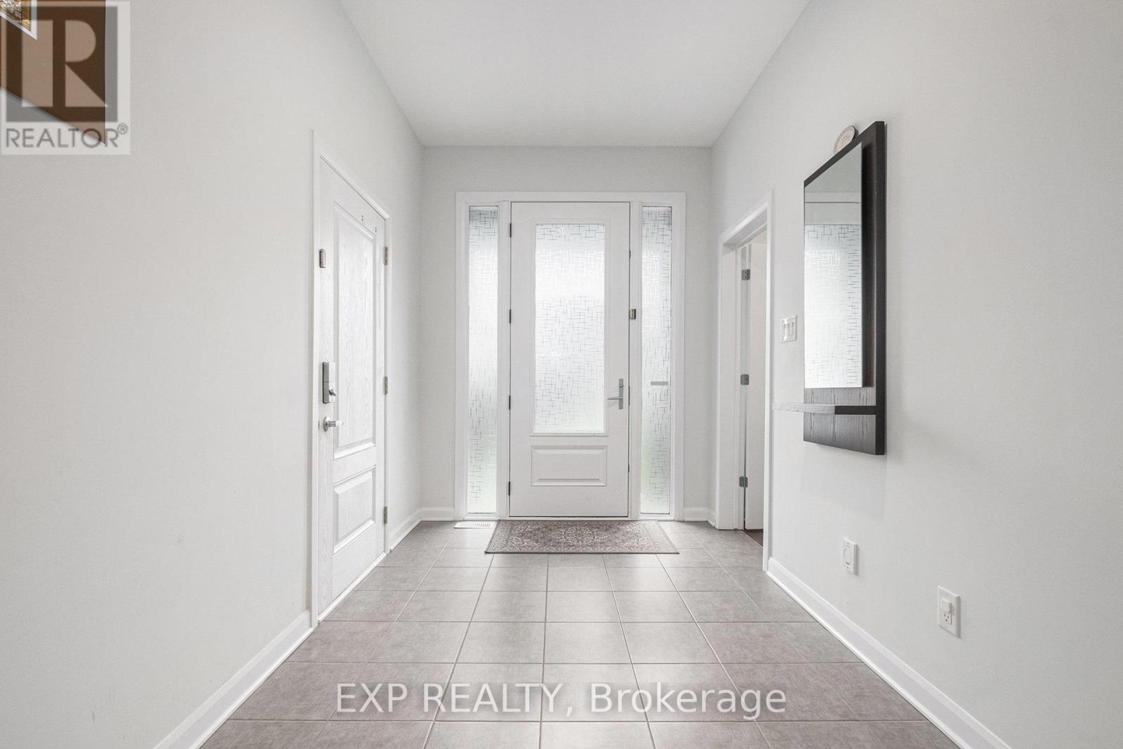 528 Anchor Circle