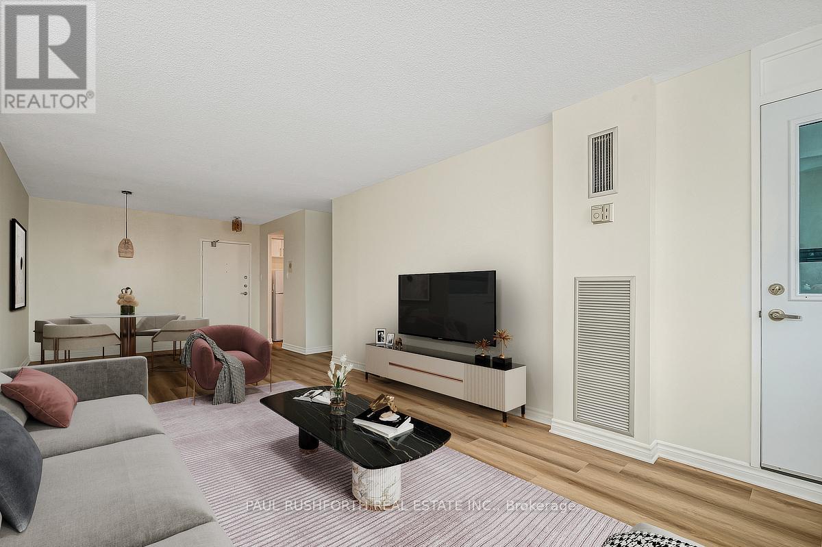 302 - 555 Brittany Drive