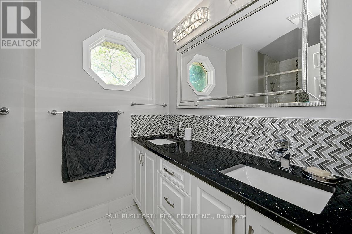 76 Chickasaw Crescent