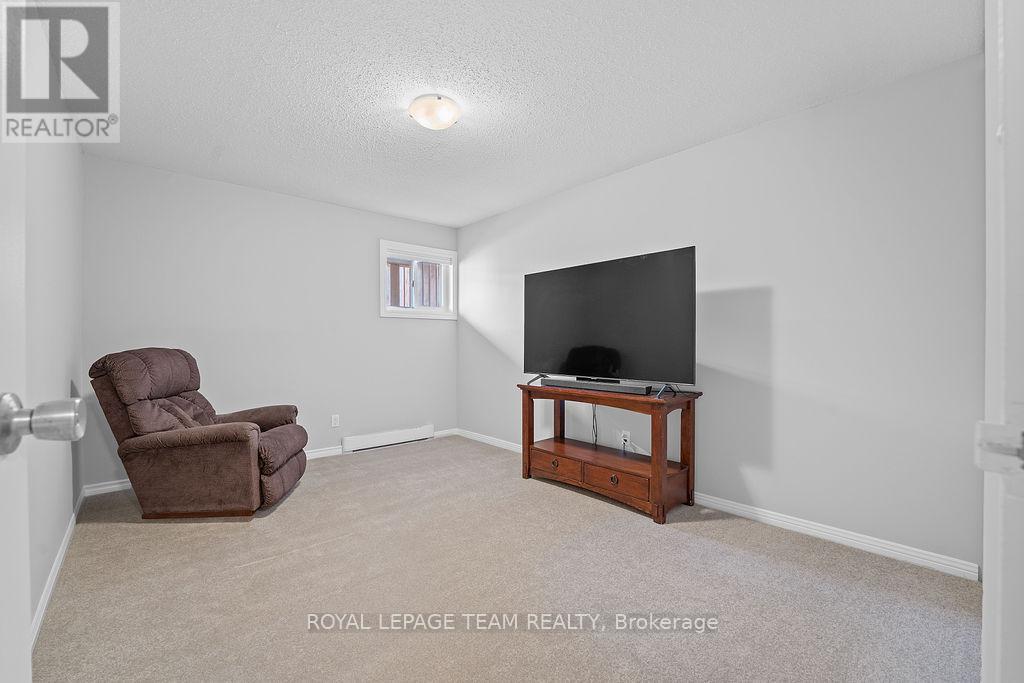 175 - 825 Cahill Drive