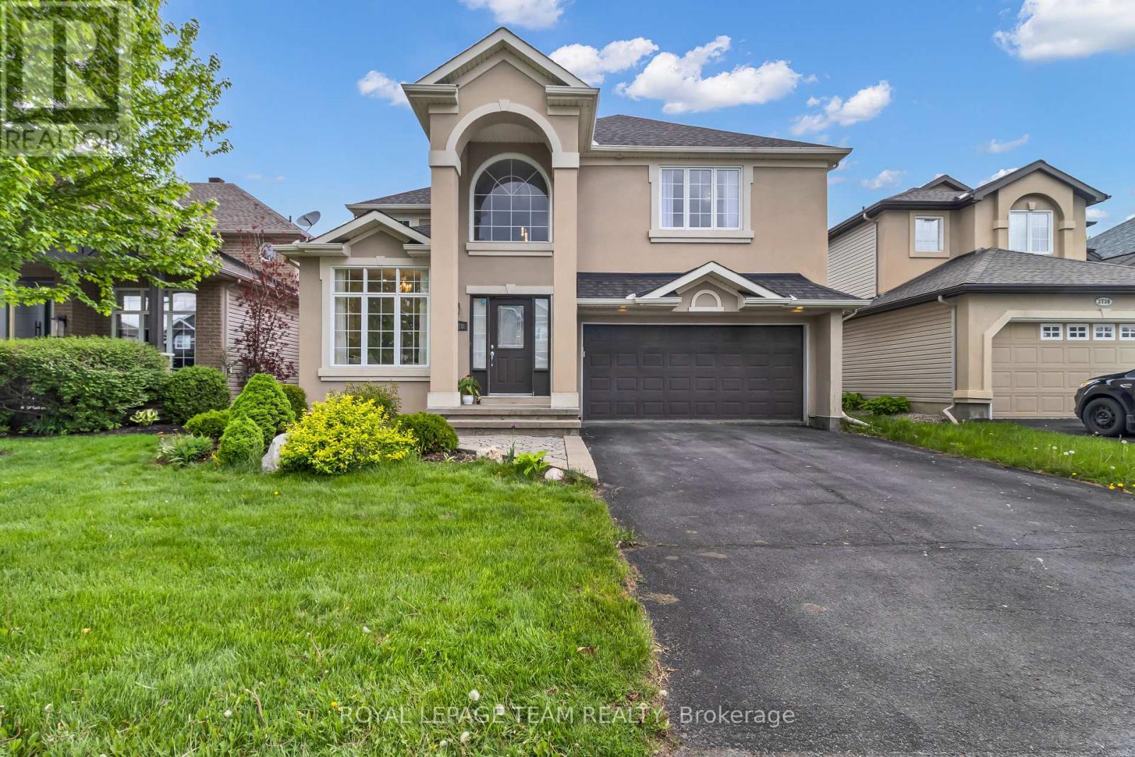3728 Mountain Meadows Crescent