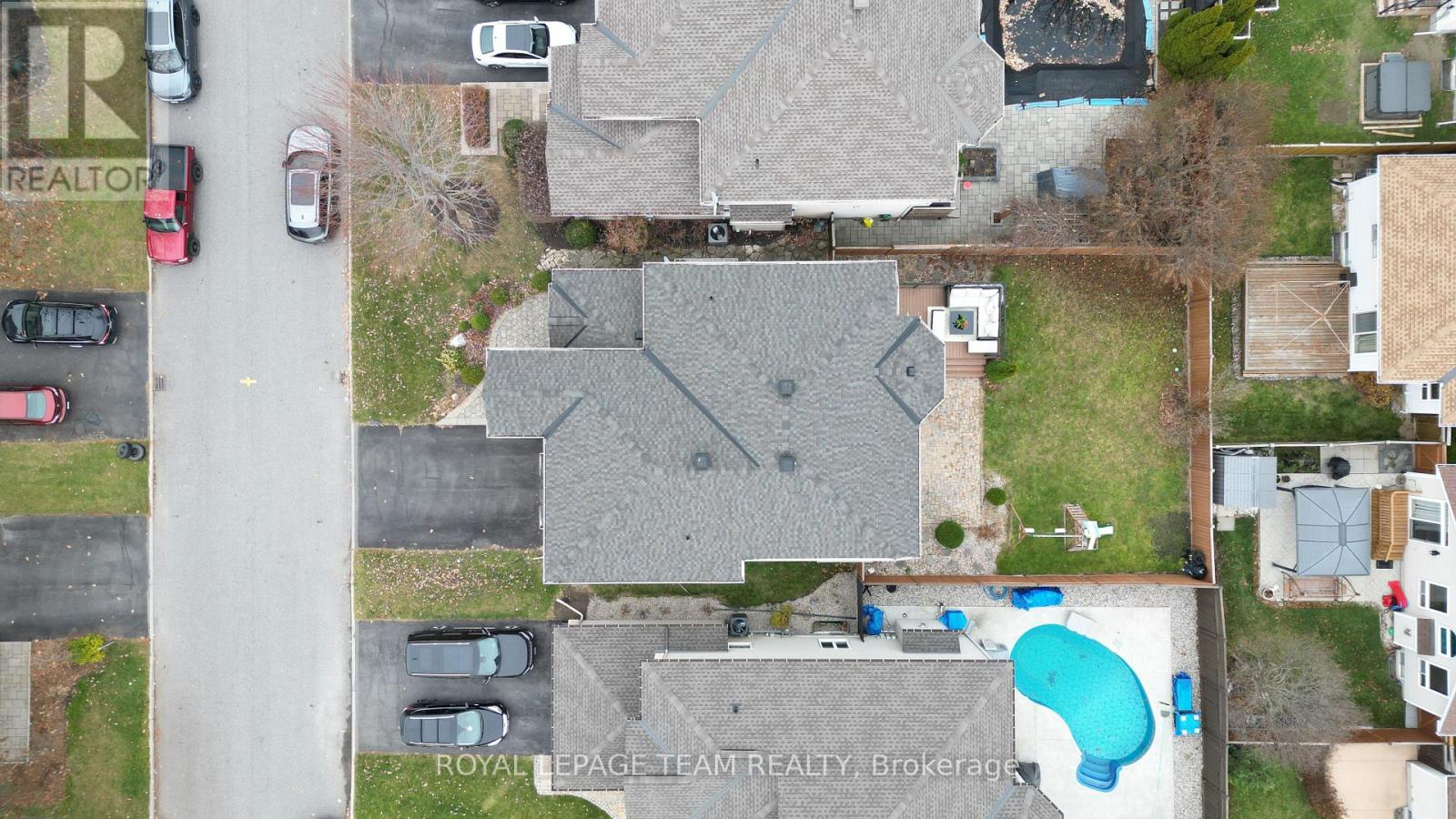 3728 Mountain Meadows Crescent
