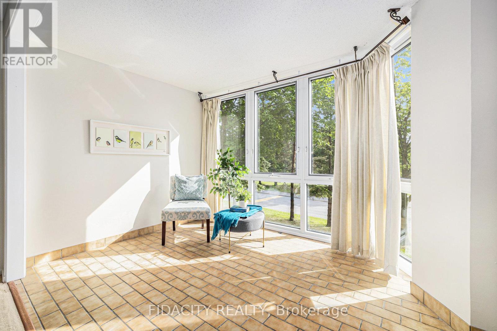 205 - 960 Teron Road