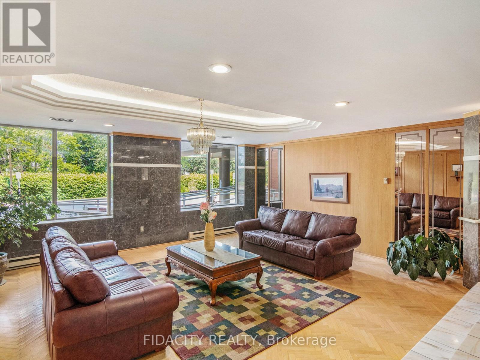 205 - 960 Teron Road