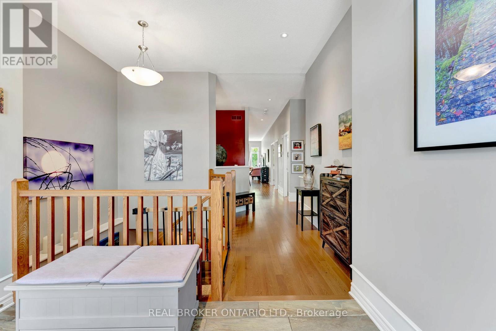 146 Oxford Street W