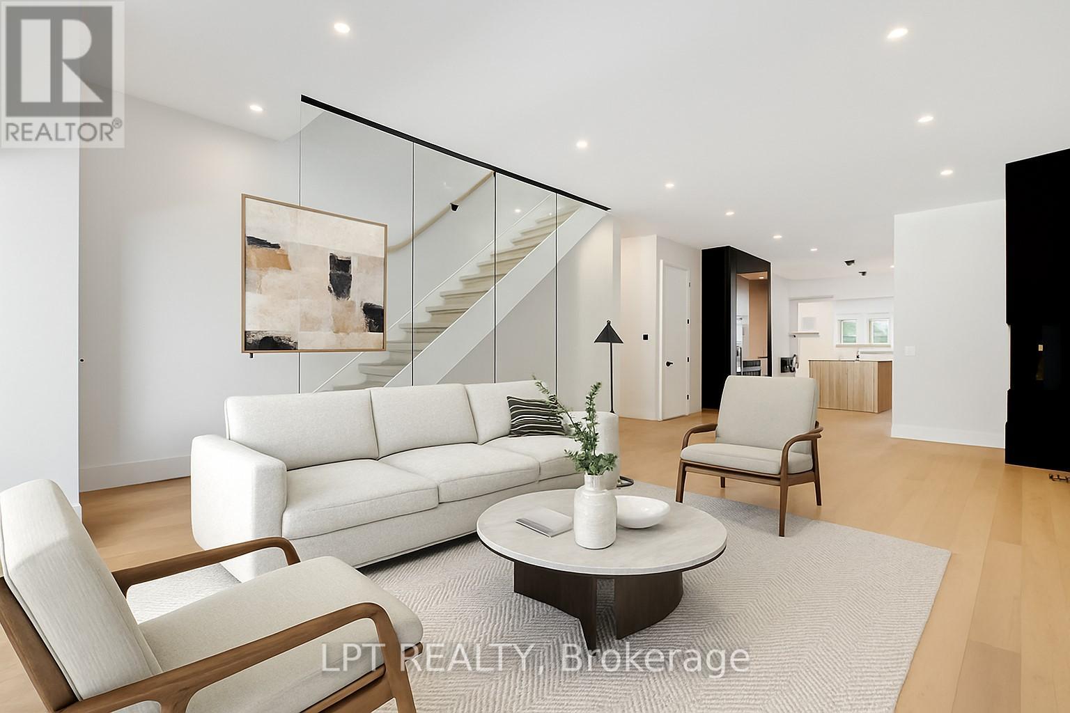 111 Greenfield Avenue