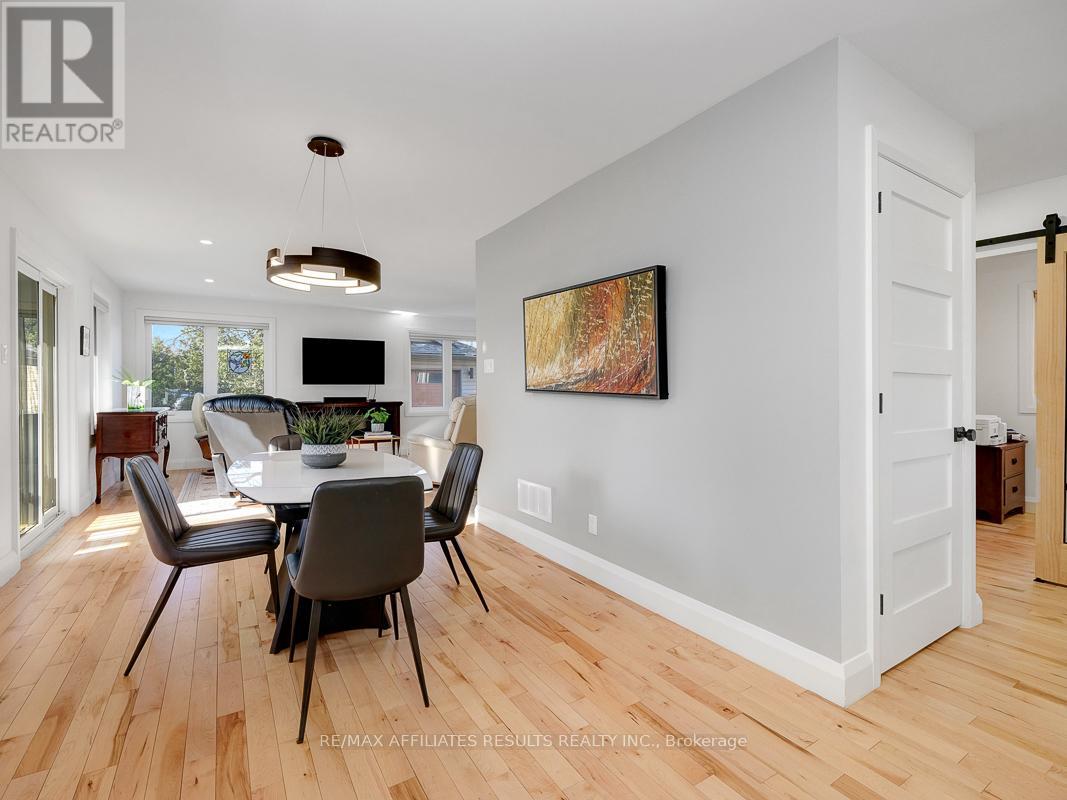 23 Tunis Avenue