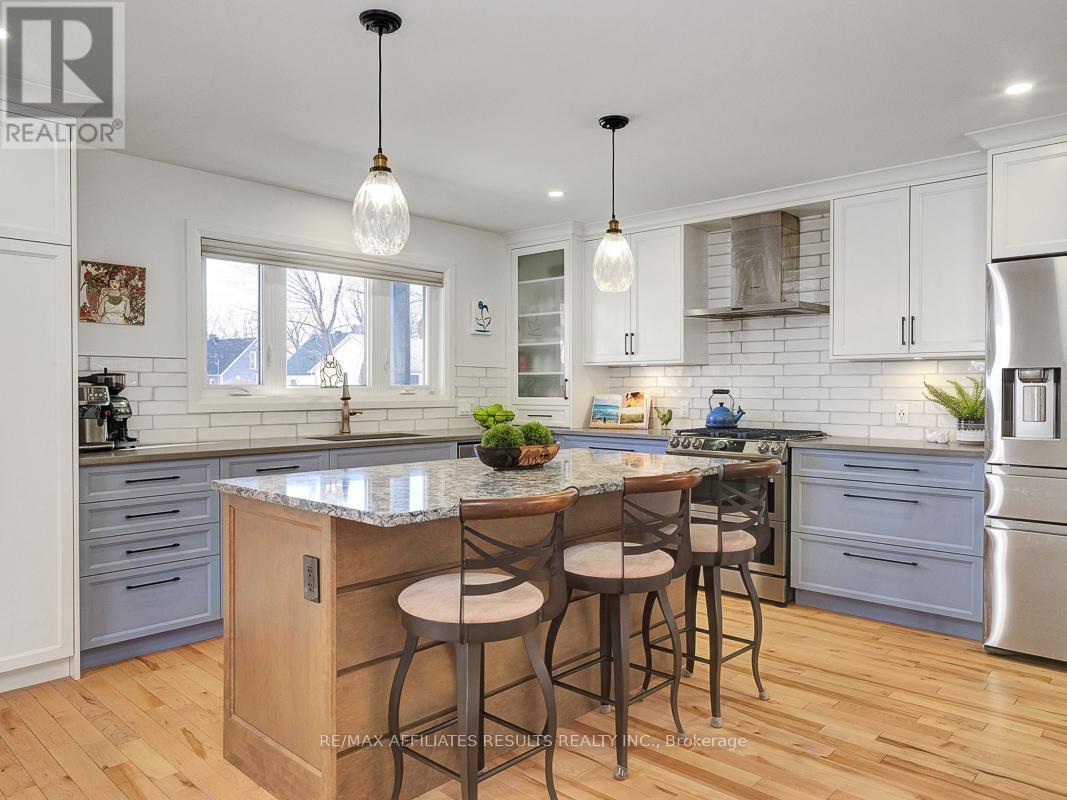 23 Tunis Avenue